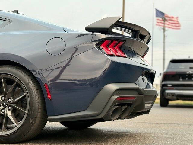 2024 Ford Mustang Dark Horse