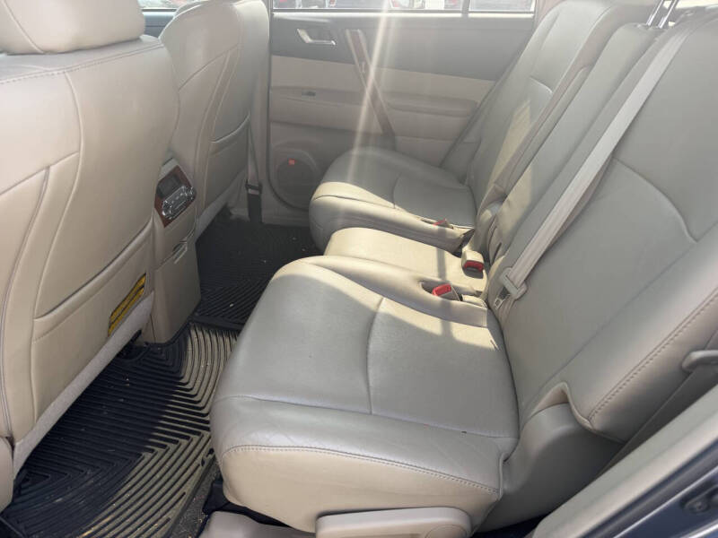 2011 Toyota Highlander Limited