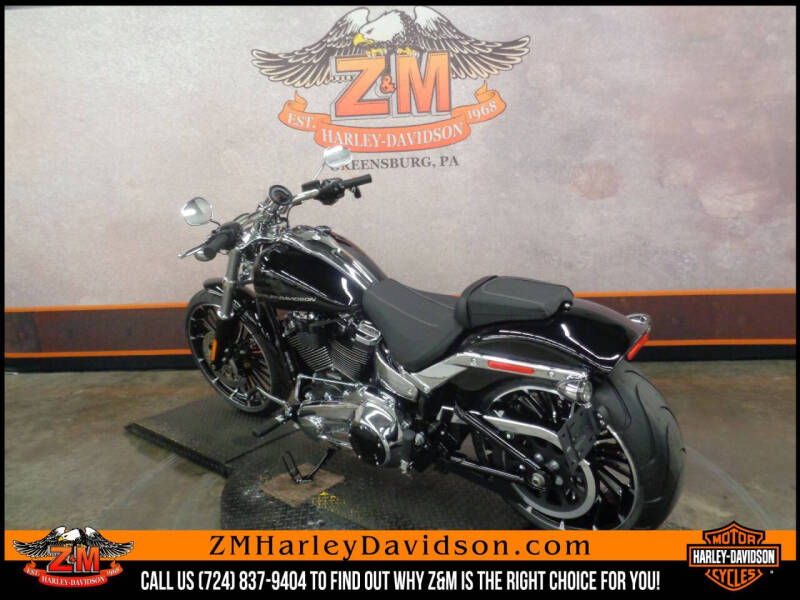 2025 Harley-Davidson Breakout