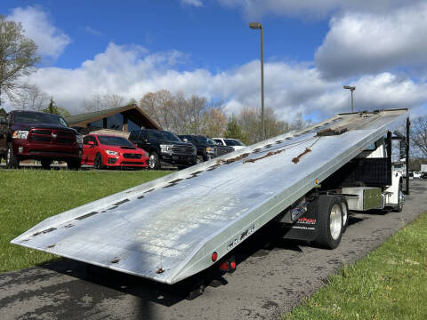 2019 Freightliner Business class M2