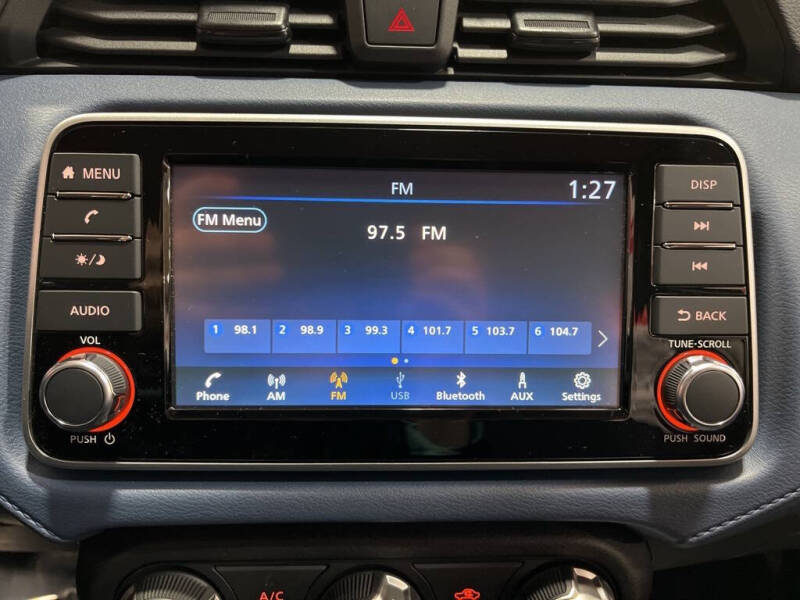 2025 Nissan Versa SV