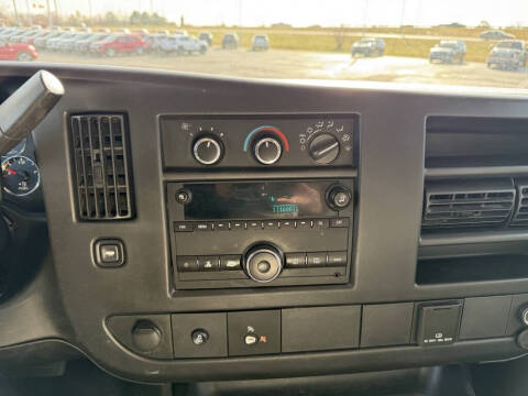 2016 GMC Savana 2500