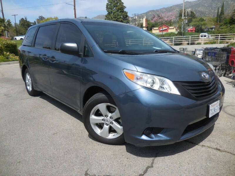 2016 Toyota Sienna for sale at ARAX AUTO SALES in Tujunga CA