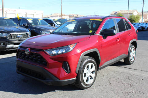 2020 Toyota RAV4 LE