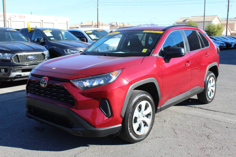 2020 Toyota RAV4 LE