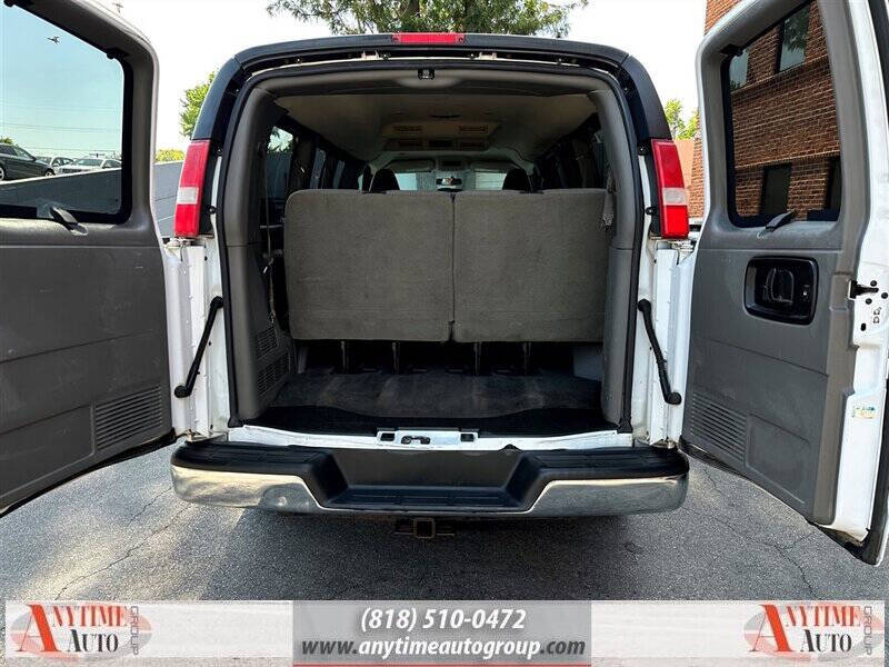 2017 Chevrolet Express LT 2500