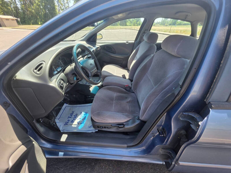 1999 Ford Taurus SE
