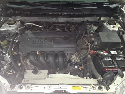 2004 Toyota Corolla LE