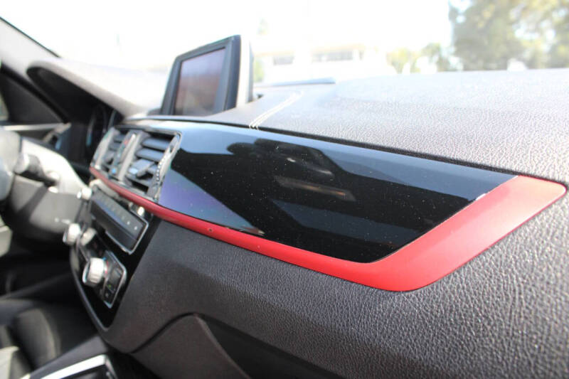 2019 BMW 2 Series 230i