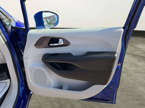 2019 Chrysler Pacifica Touring Plus