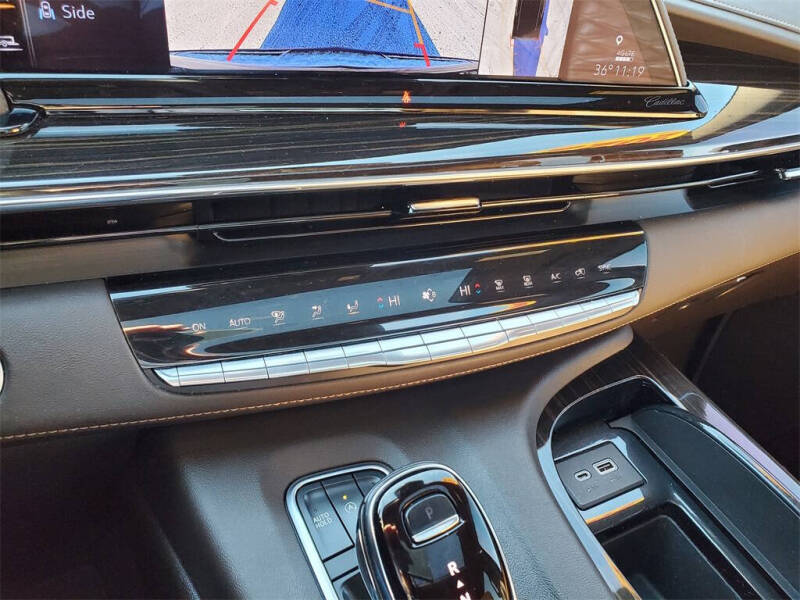 2022 Cadillac Escalade Sport