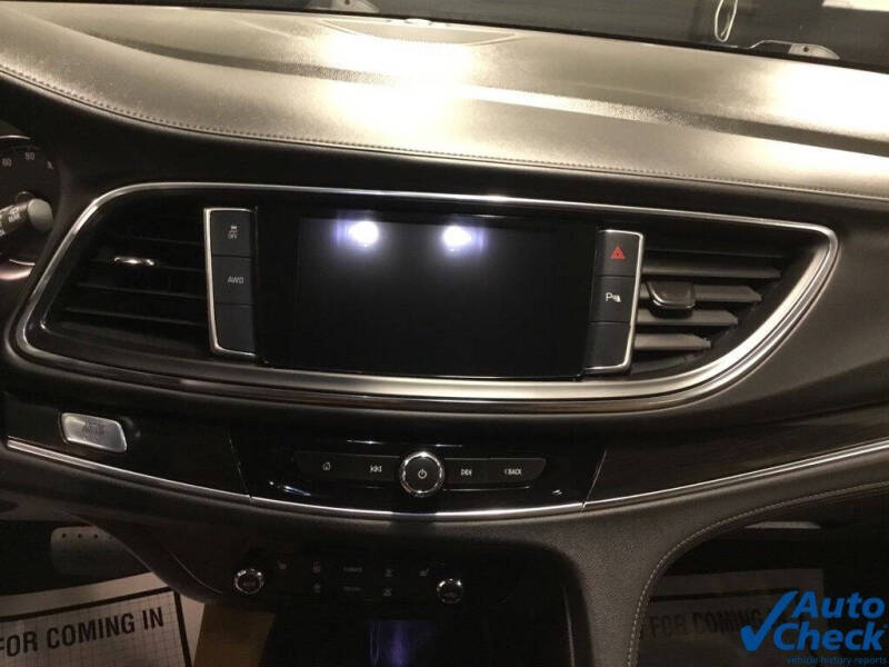 2018 Buick Enclave Essence