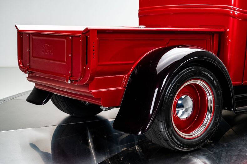1932 Ford F-100
