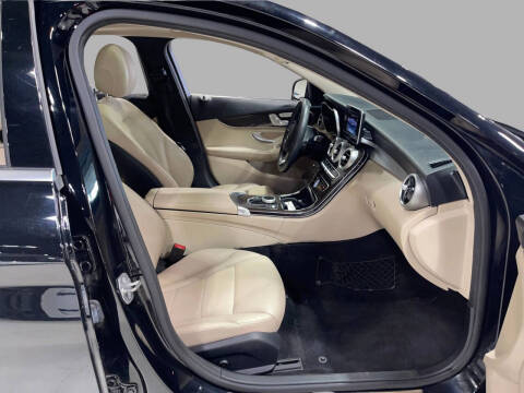 2017 Mercedes-Benz C-Class