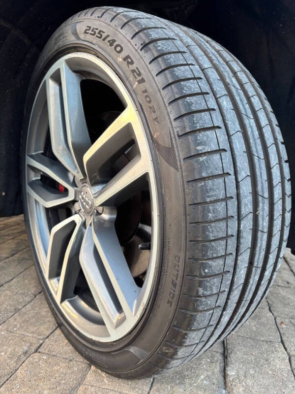 2014 Audi SQ5 3.0T quattro Prestige