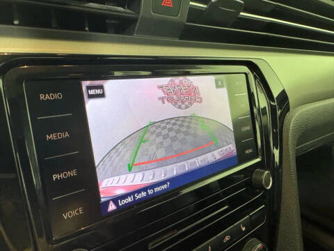 2022 Volkswagen Passat SE