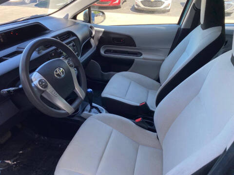 2013 Toyota Prius c