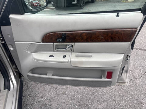 2005 Mercury Grand Marquis LS Premium