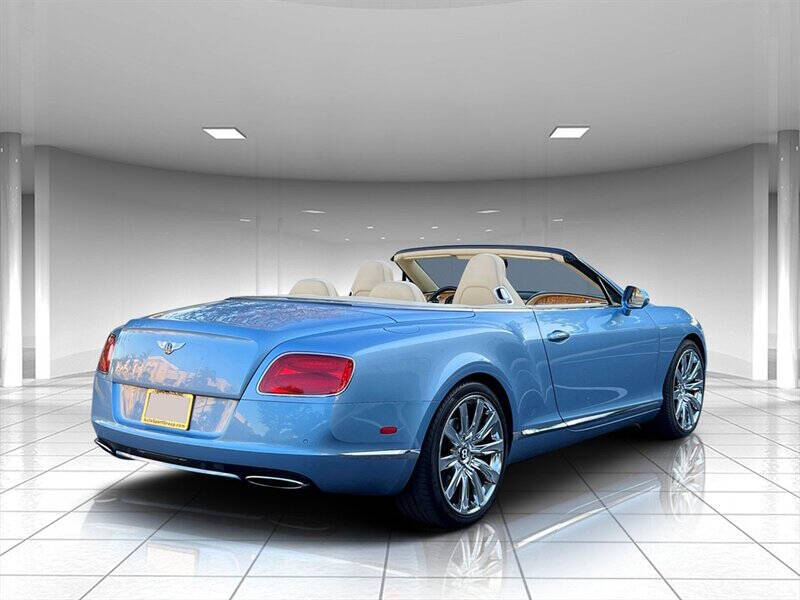 2015 Bentley Continental 9