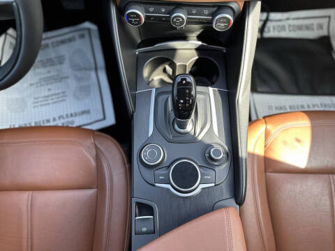 2018 Alfa Romeo Giulia Sport