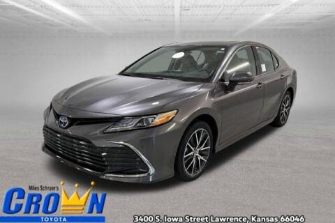2024 Toyota Camry Hybrid for sale at Crown Automotive of Lawrence Kansas in Lawrence KS