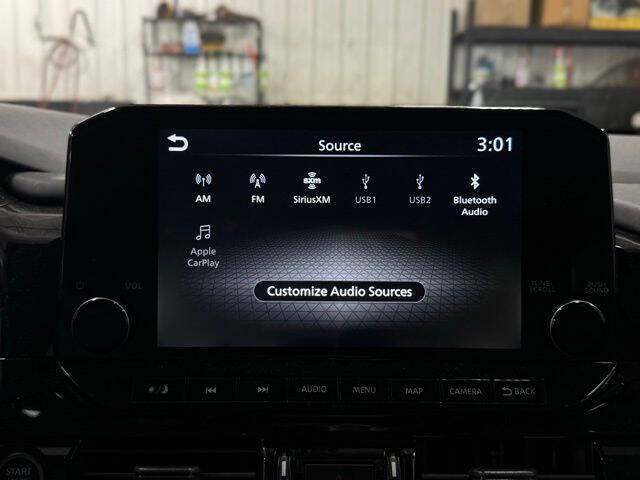 2023 Nissan Pathfinder SL