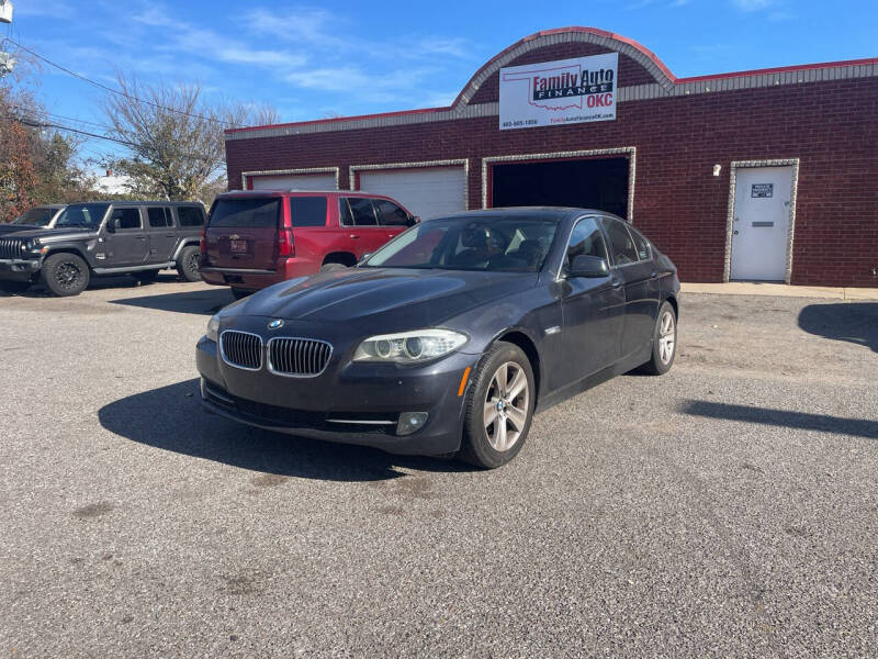 2013 BMW 5 Series 528i's photo