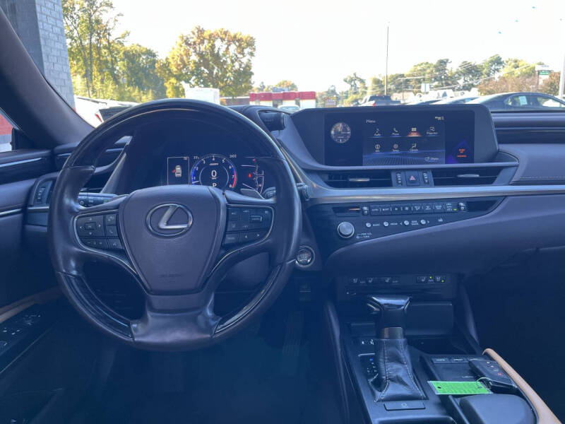 2021 Lexus ES 250