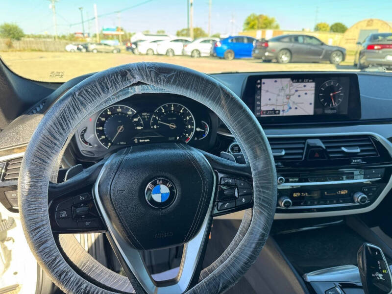 2018 BMW 5 Series 540i