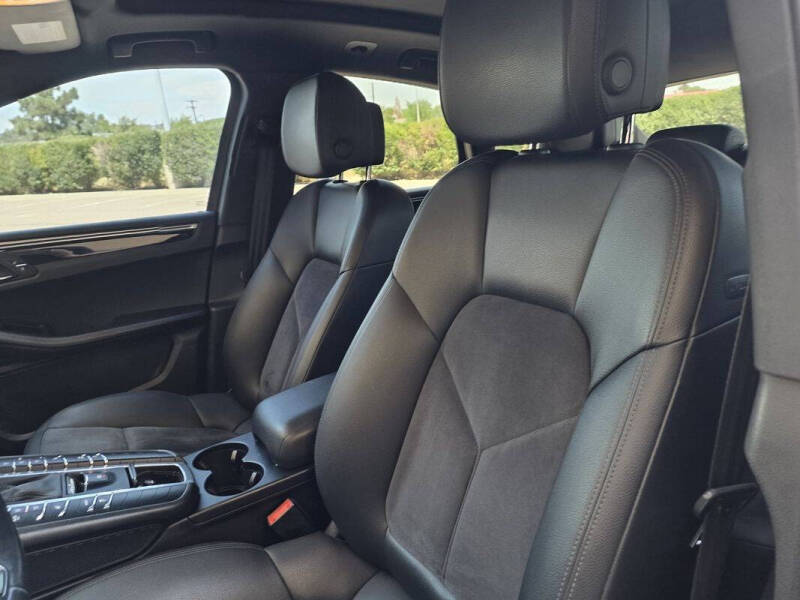 2016 Porsche Macan S