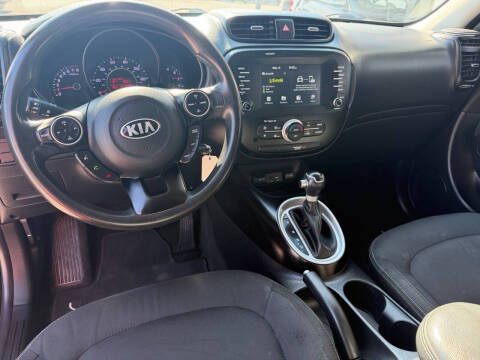 2018 Kia Soul +