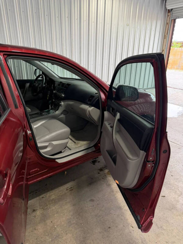 2010 Toyota Highlander SE