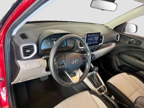 2025 Hyundai Venue SEL