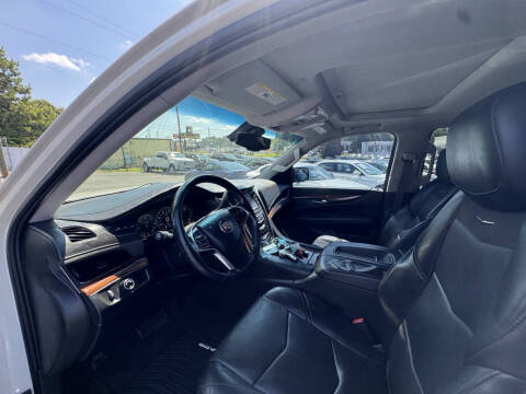 2015 Cadillac Escalade Luxury