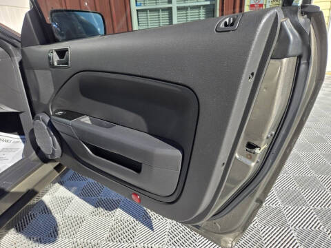 2005 Ford Mustang GT Premium