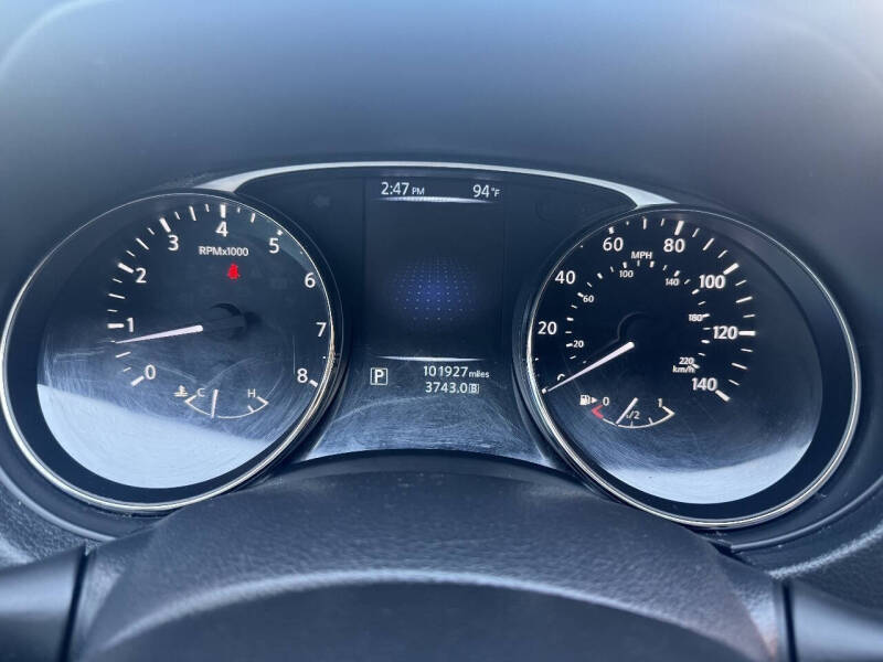 2016 Nissan Rogue SV
