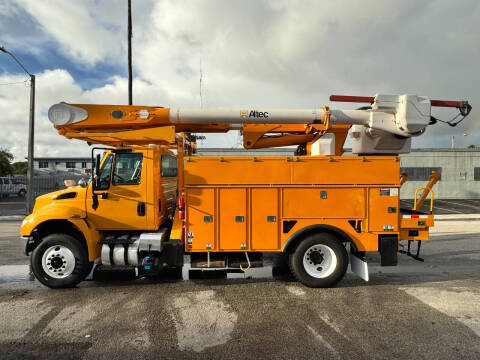 2017 International DuraStar 4300