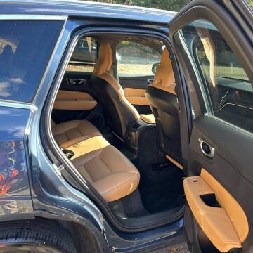 2021 Volvo XC60 Recharge T8 Inscription