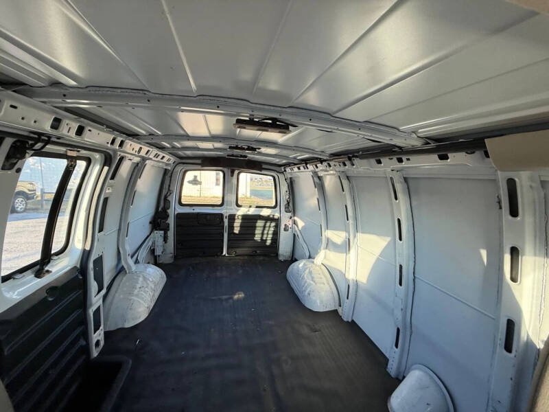 2020 Chevrolet Express 2500