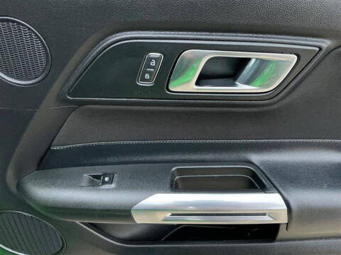 2019 Ford Mustang EcoBoost