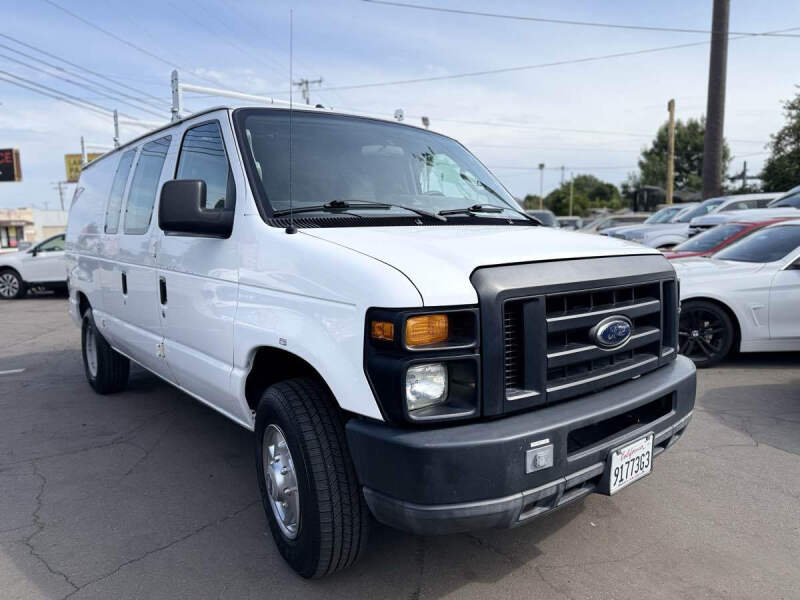 2010 Ford E-Series E-250