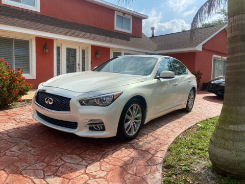 2014 Infiniti Q50 Hybrid for sale at ONYX AUTOMOTIVE, LLC in Largo FL