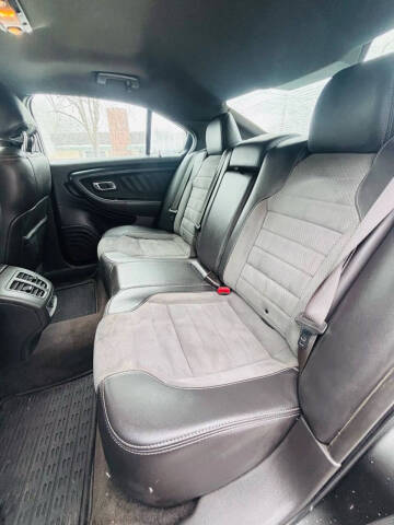 2018 Ford Taurus SHO