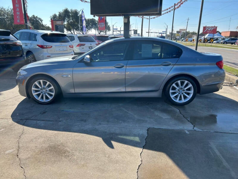2011 BMW 5 Series 528i