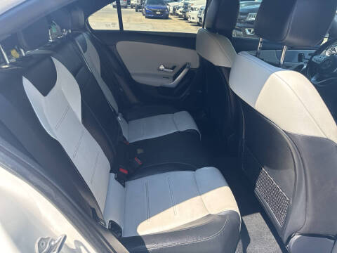 2019 Mercedes-Benz A-Class A 220