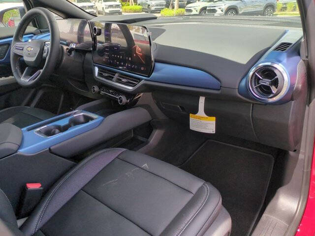 2025 Chevrolet Equinox EV LT 2