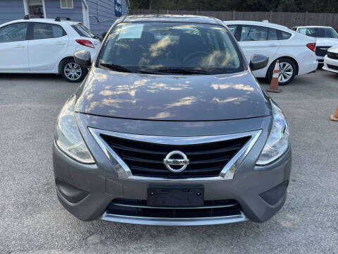 2019 Nissan Versa SV