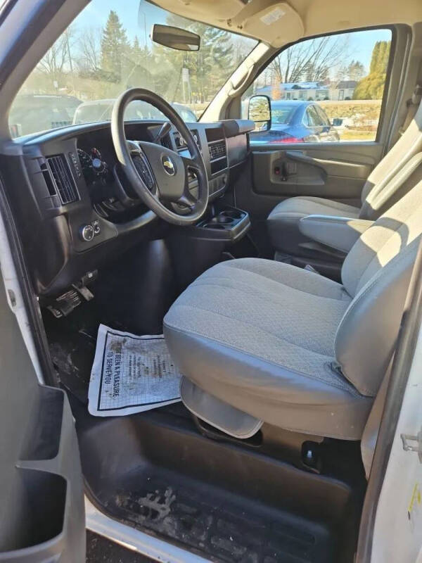 2011 Chevrolet Express LS 1500