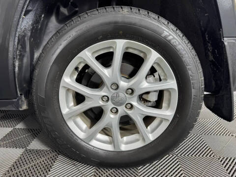 2015 Jeep Cherokee Sport