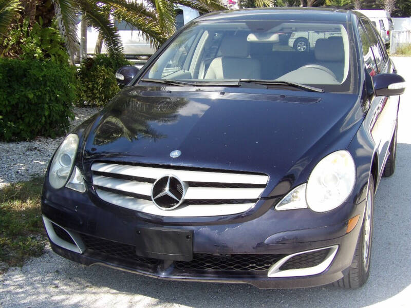 Used 2006 Mercedes-Benz R-Class R350 with VIN 4JGCB65E26A011885 for sale in Fort Myers, FL